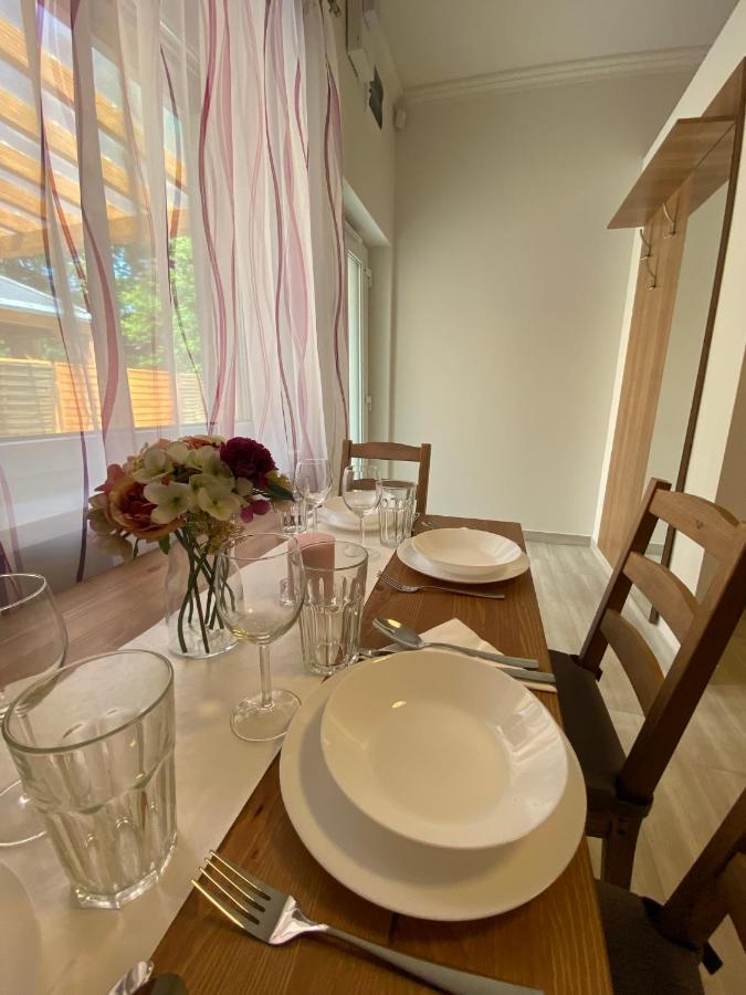 Karinthy Haz Guest House Siofok Ngoại thất bức ảnh