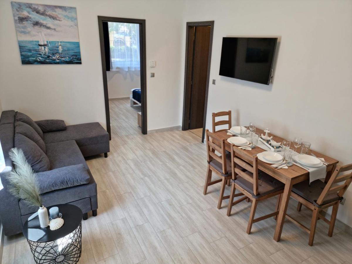 Karinthy Haz Guest House Siofok Ngoại thất bức ảnh