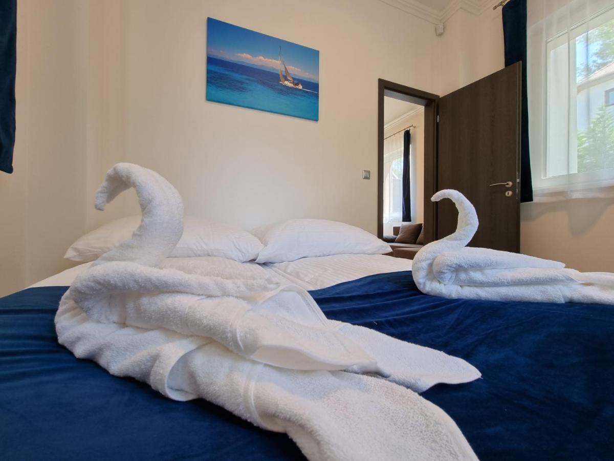 Karinthy Haz Guest House Siofok Ngoại thất bức ảnh