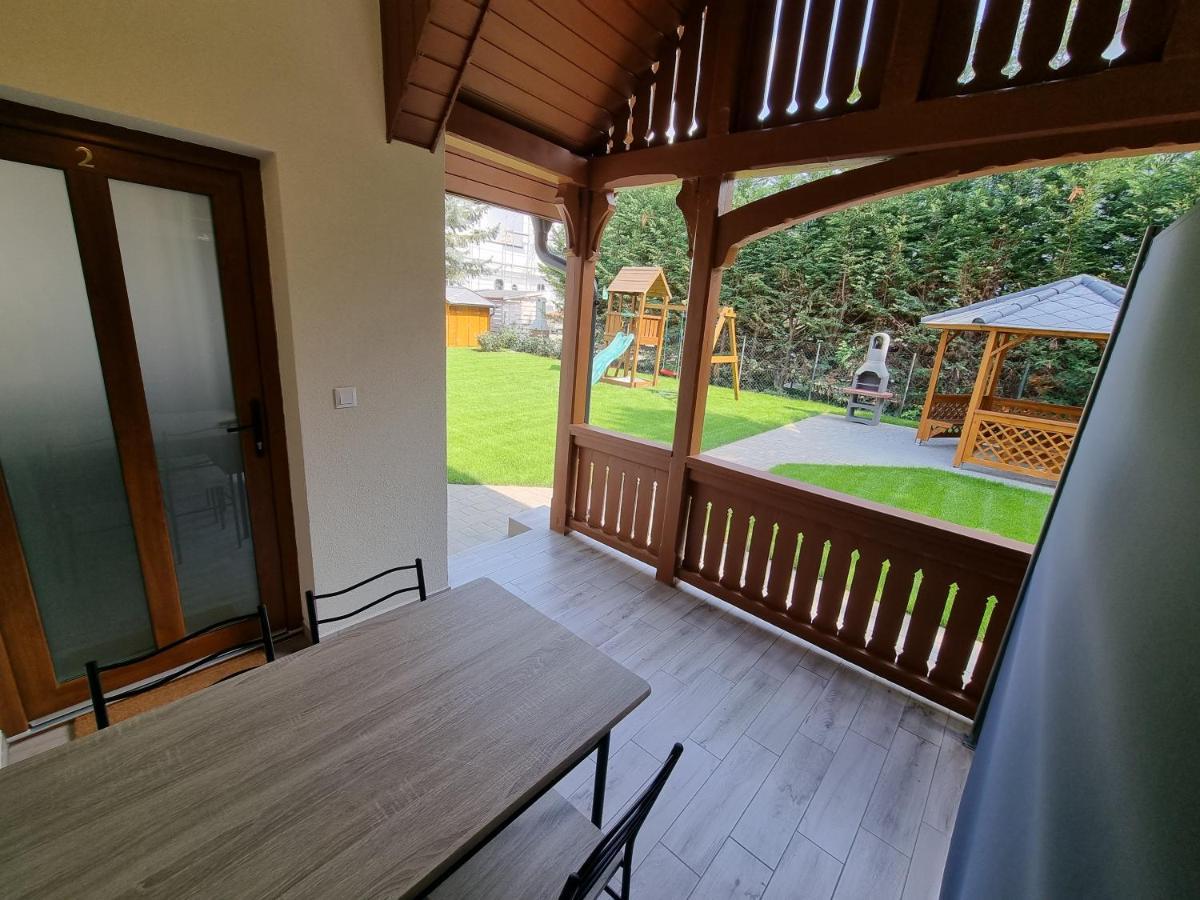 Karinthy Haz Guest House Siofok Ngoại thất bức ảnh